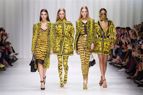 versace ss18 review|versace spring collection.